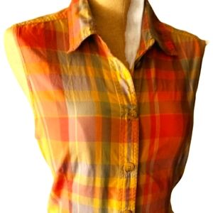 Plaid sleeveless button up